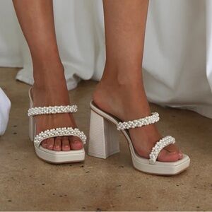 DOLCE VITA ARIELE HEELS VANILLA PEARLS
